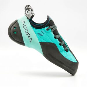 NovA LAceS