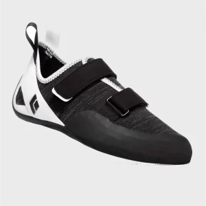 MoMeNtuM SHoeS